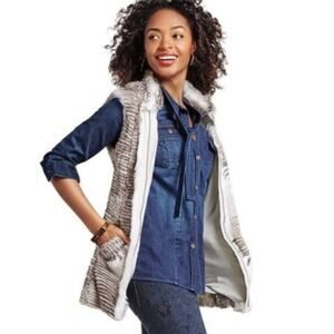 Cabi Denim Waterfront Chambray Top
